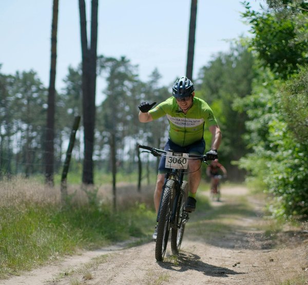 Choisir la bonne genouillère pour le volley : guide complet